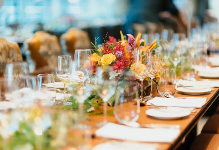 Low floral centrepiece