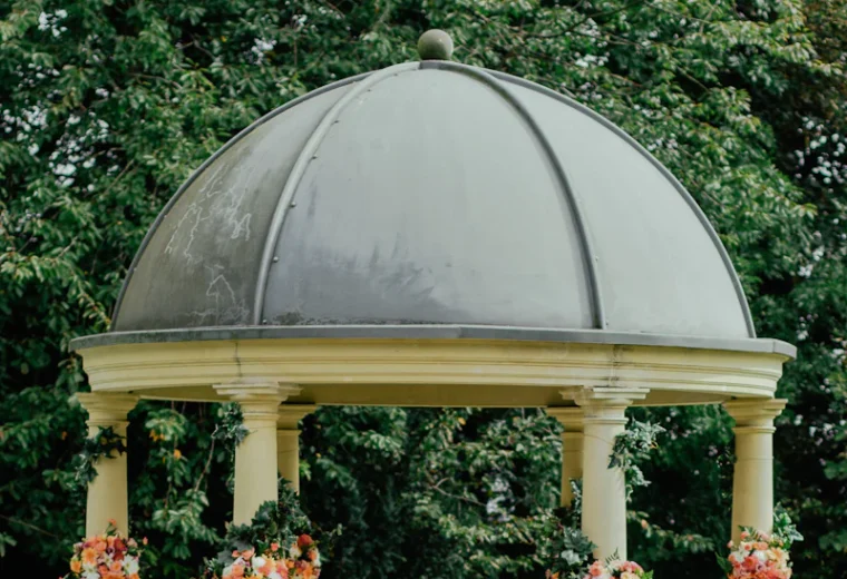 Gazebo ceremony setup