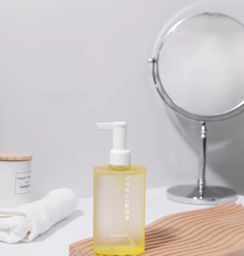 Gentle Oat Face Cleanser - Image 3