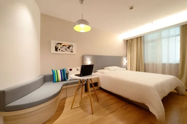 Poolside Suite