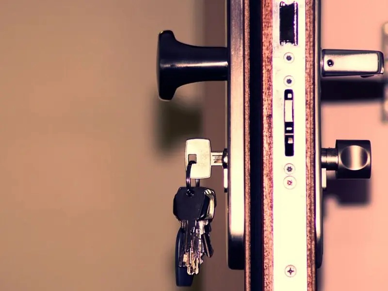 Door lock with set of keys