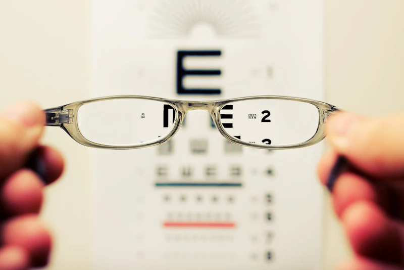 Contact lens fitting